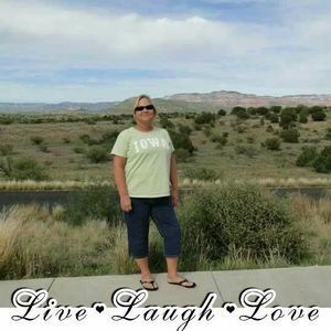 Meet your Posher, Joni